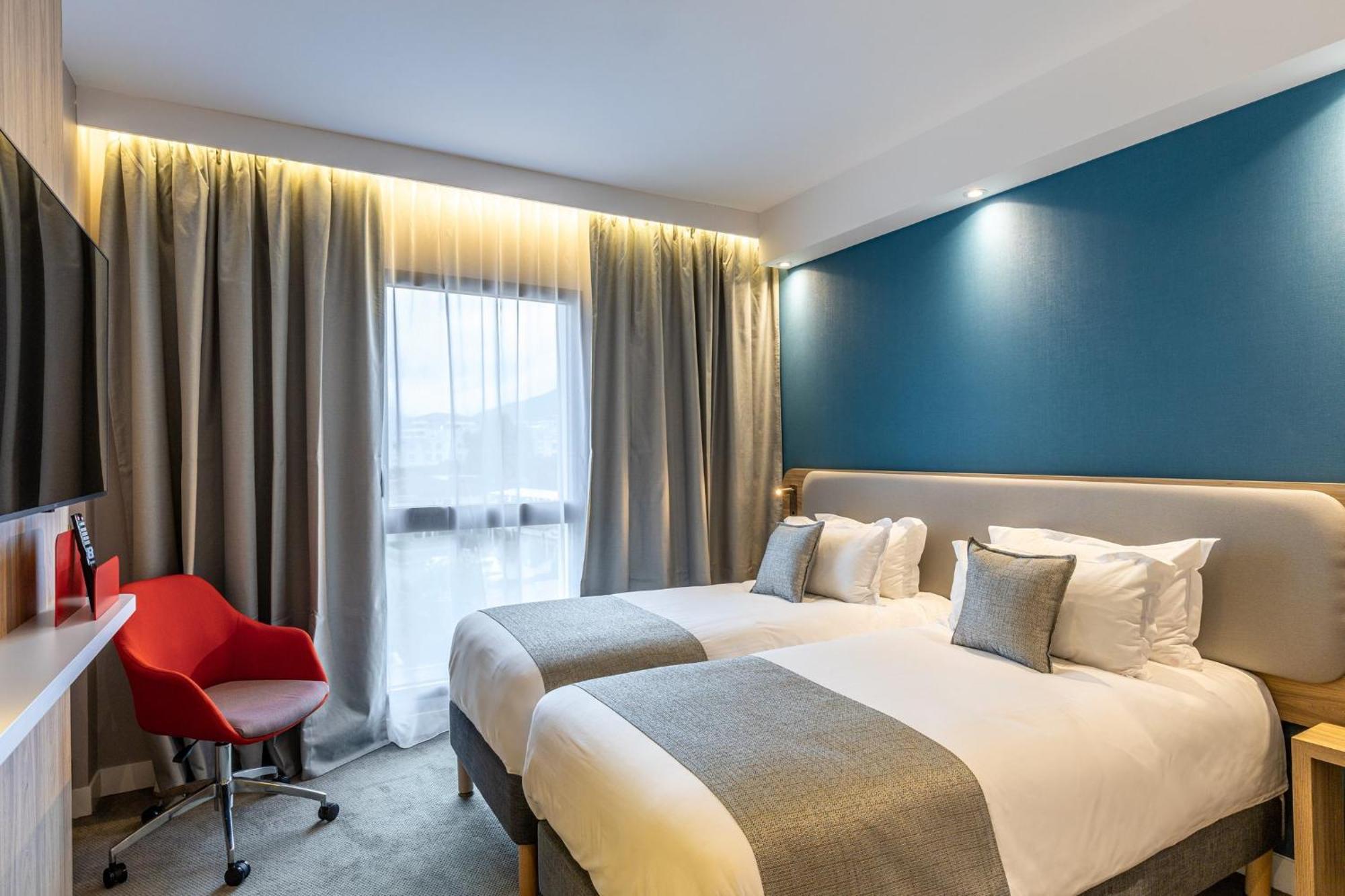 Holiday Inn Express Ajaccio By Ihg Buitenkant foto