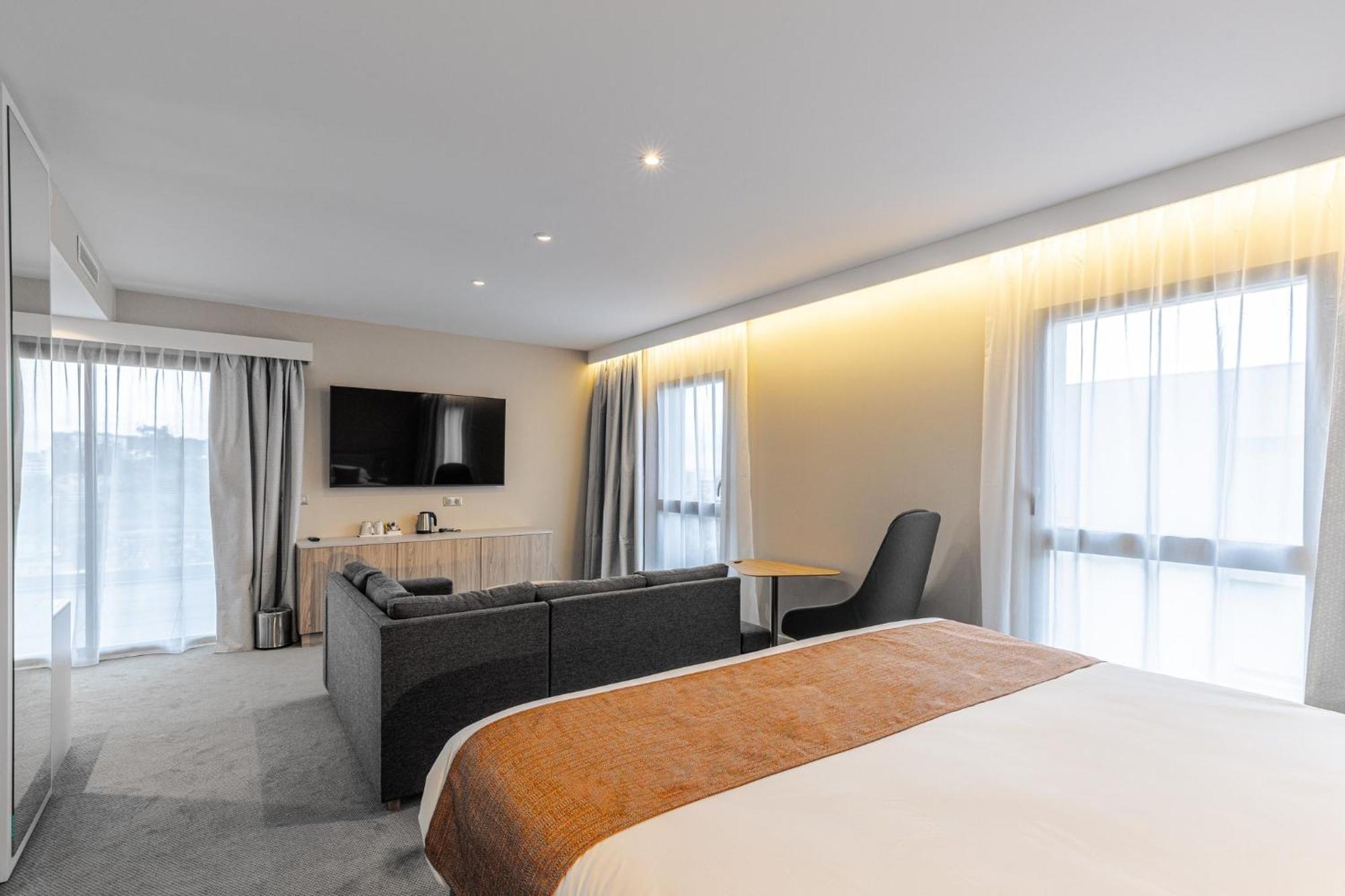 Holiday Inn Express Ajaccio By Ihg Buitenkant foto